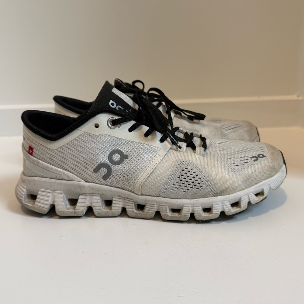 On Cloud Cloudnova X White/Black Running Shoes Wo… - image 8